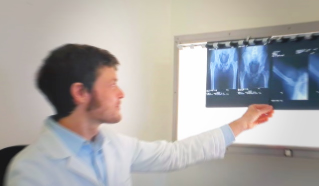 Una visita ambulatoriale esaustiva per una corretta diagnosi ed indicazione all'intervento di impianto di una Protesi Totale all'Anca